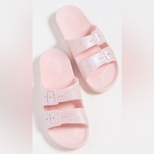 Freedom Moses pink slides